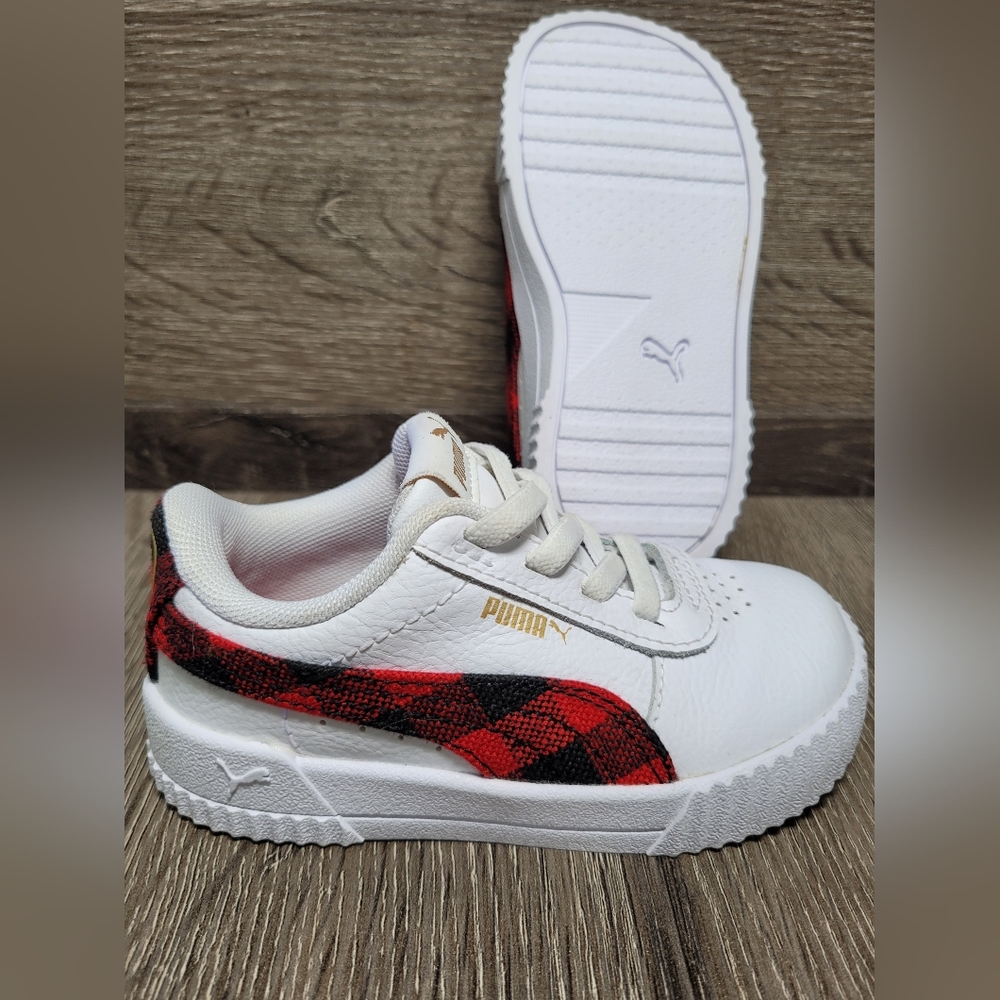 PUMA Carina Winter Plaid Sneaker. Size 7C